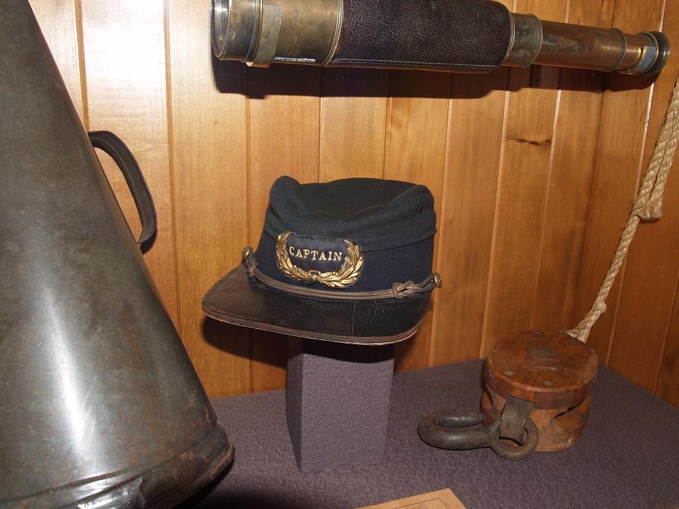 CAPTAINsCapArtifactDallesMuseumWashingtonForNORI