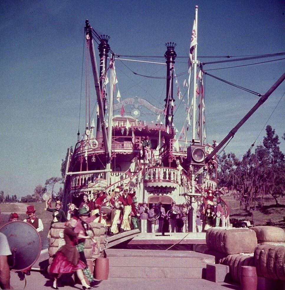 CottonBlossomMGM1951filmingDancersFINESSEDForNORI