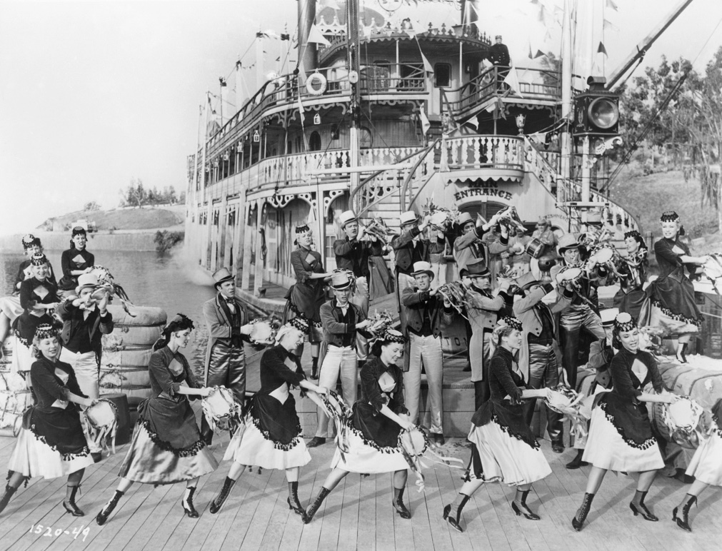 CottonBlossomShowBoatChorusGirlsForNORI
