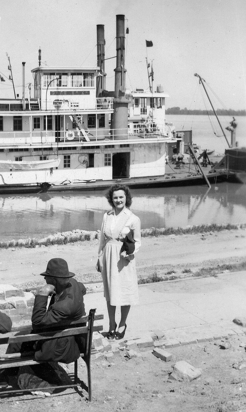 old paddlewheel steamboats