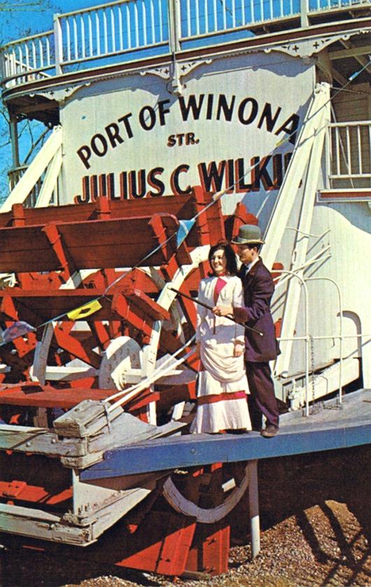JuliusCWilkeCoupleSternwheelForNORI