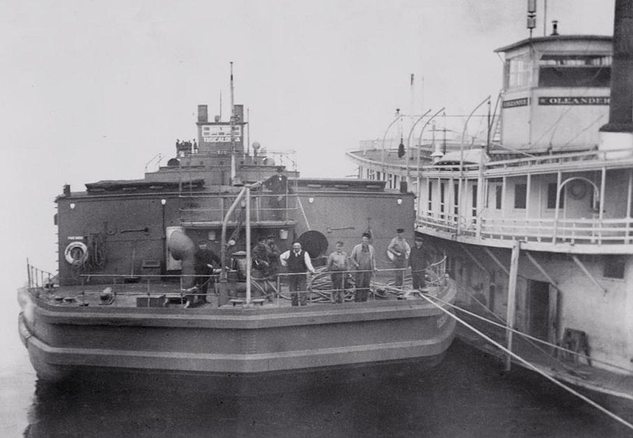 LighthouseTenderOLEANDERwithSteamPropBargeTUSCALOOSAforNORI