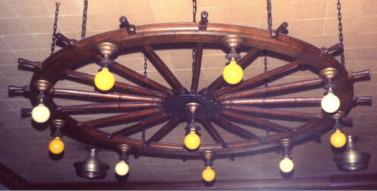 PilotWheelFromPEERLESSasLightFixtureAtWeidmannsRestaurant