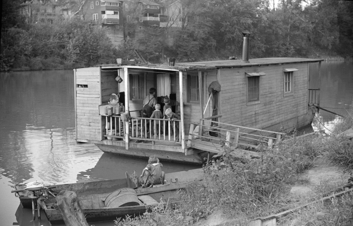 Shantyboat_Wolcott_Sept1938_full_LengthEXP