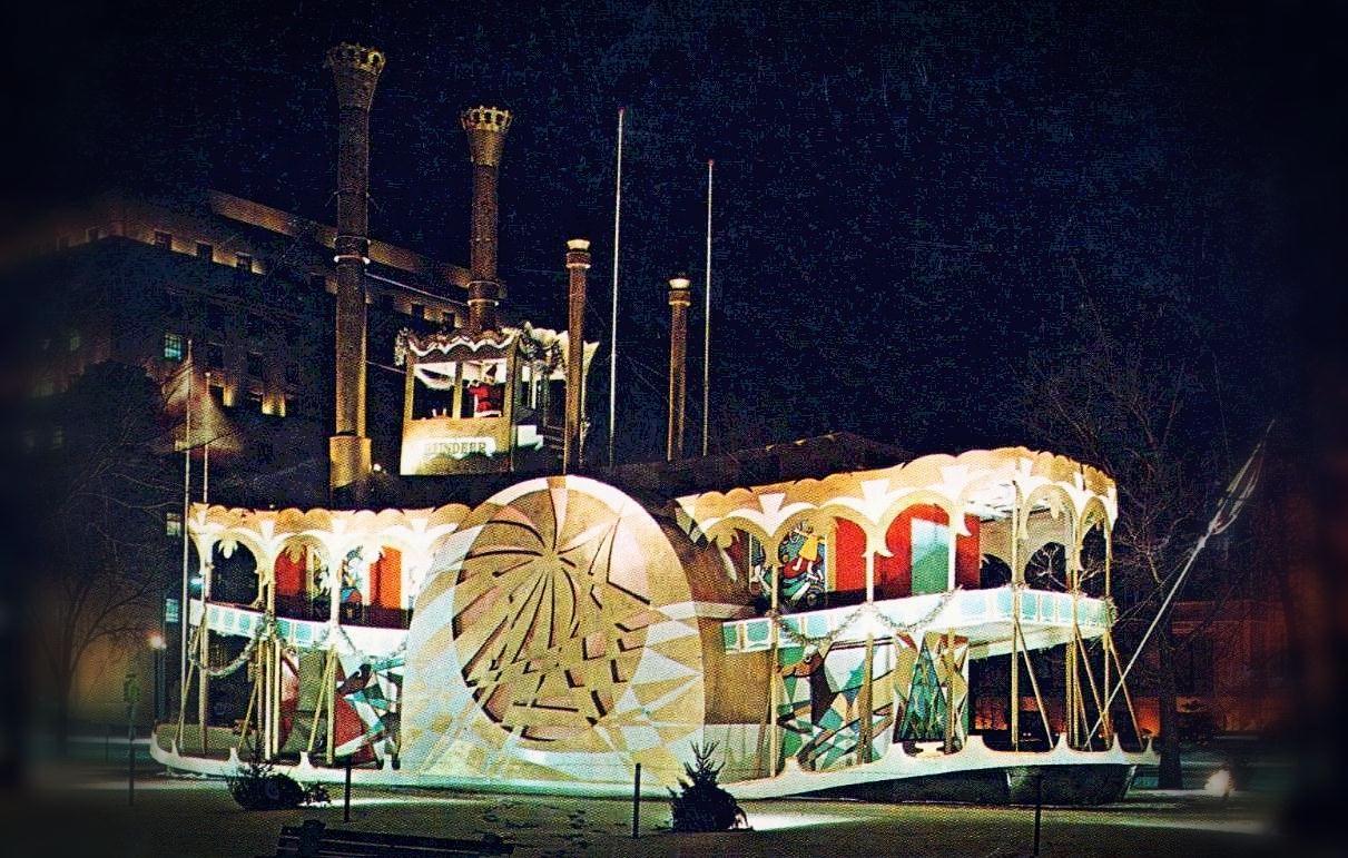 SteamboatREINDEERstylizedDisplayStLouisXmas1960_ForNORI