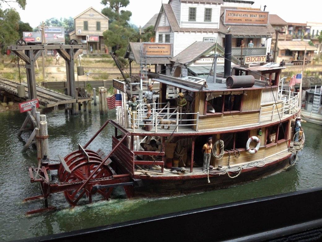 SternwheelerBIXBYstylizedScaleModelBrighter