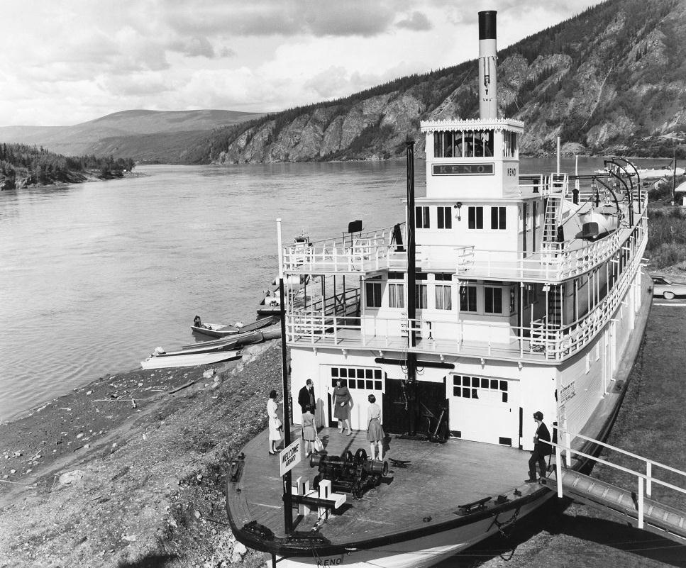 StrKENO_1982YukonRiverDawsonCityYukonTerritory35percent