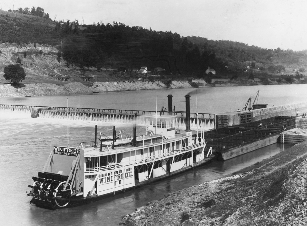 TowboatWINIFREDE_Lock4MilesBelowCharlestonWV1922HALFsizeEXP